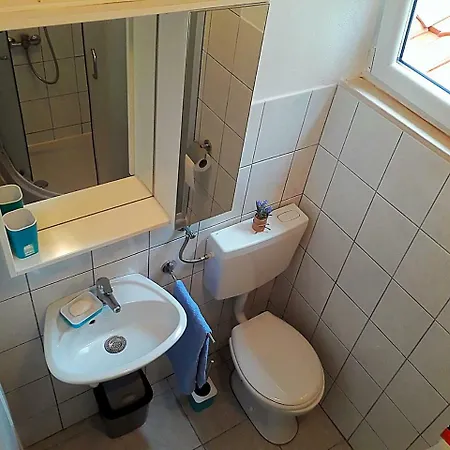 Apartman Beretin شقة